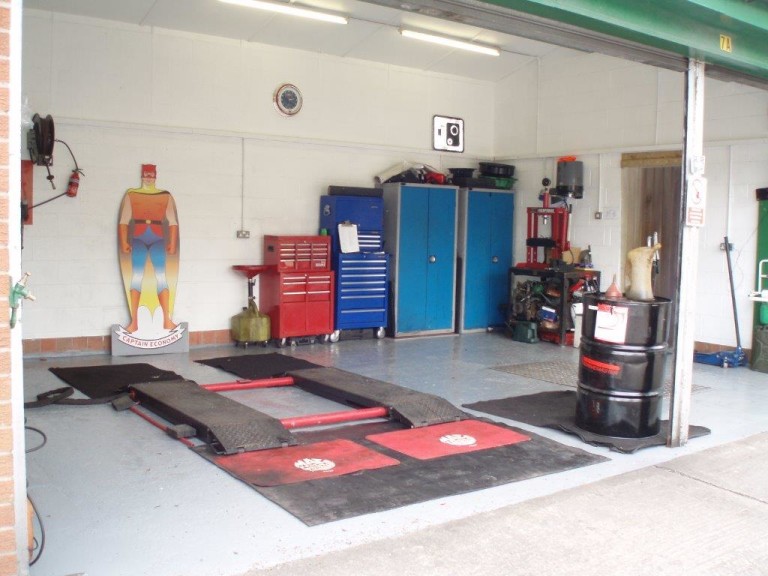 Vehicle servicing, repairs, diagnotics at Wirral Small Cars