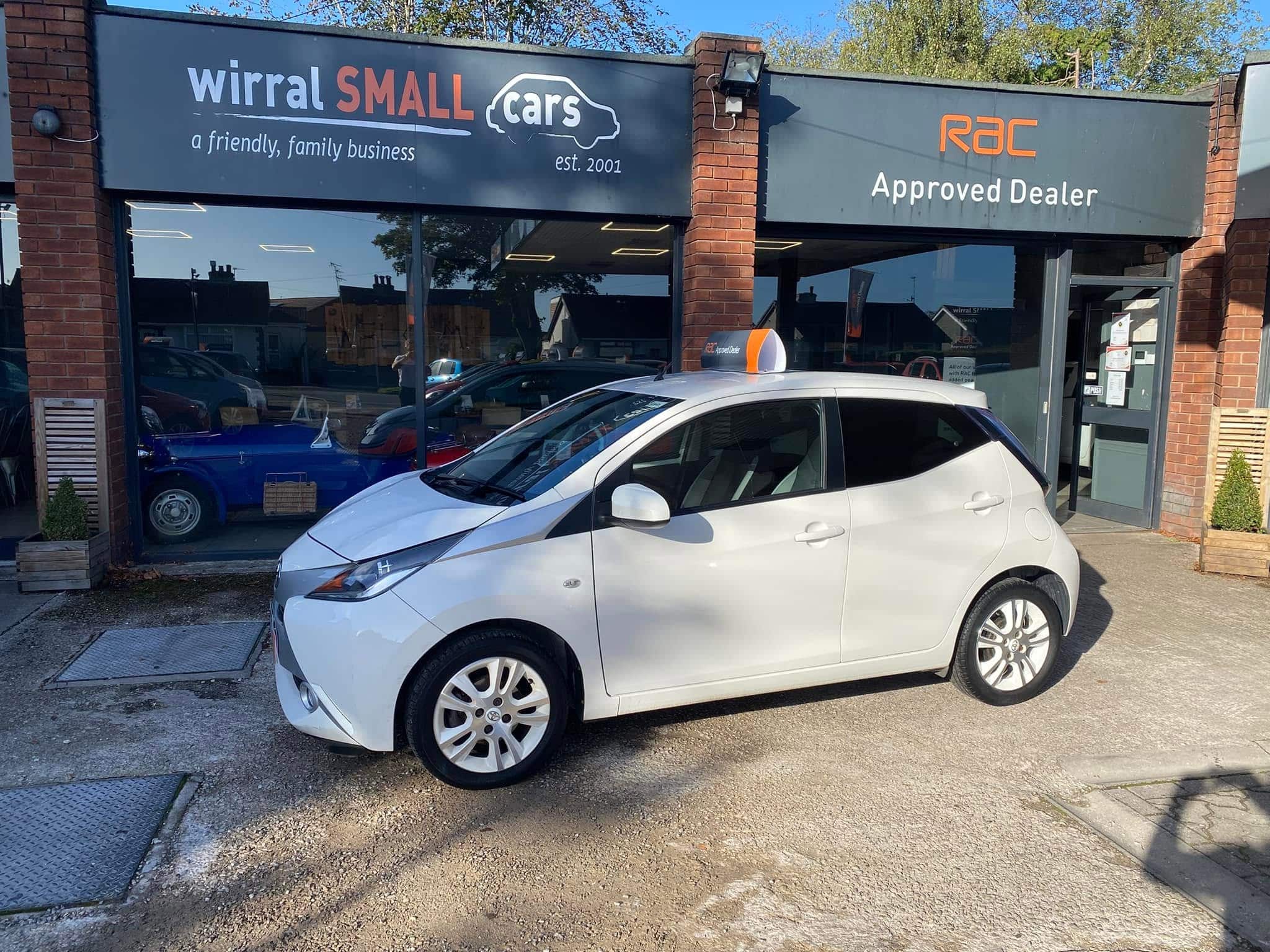 Toyota Aygo X-Pure Automatic, 2016